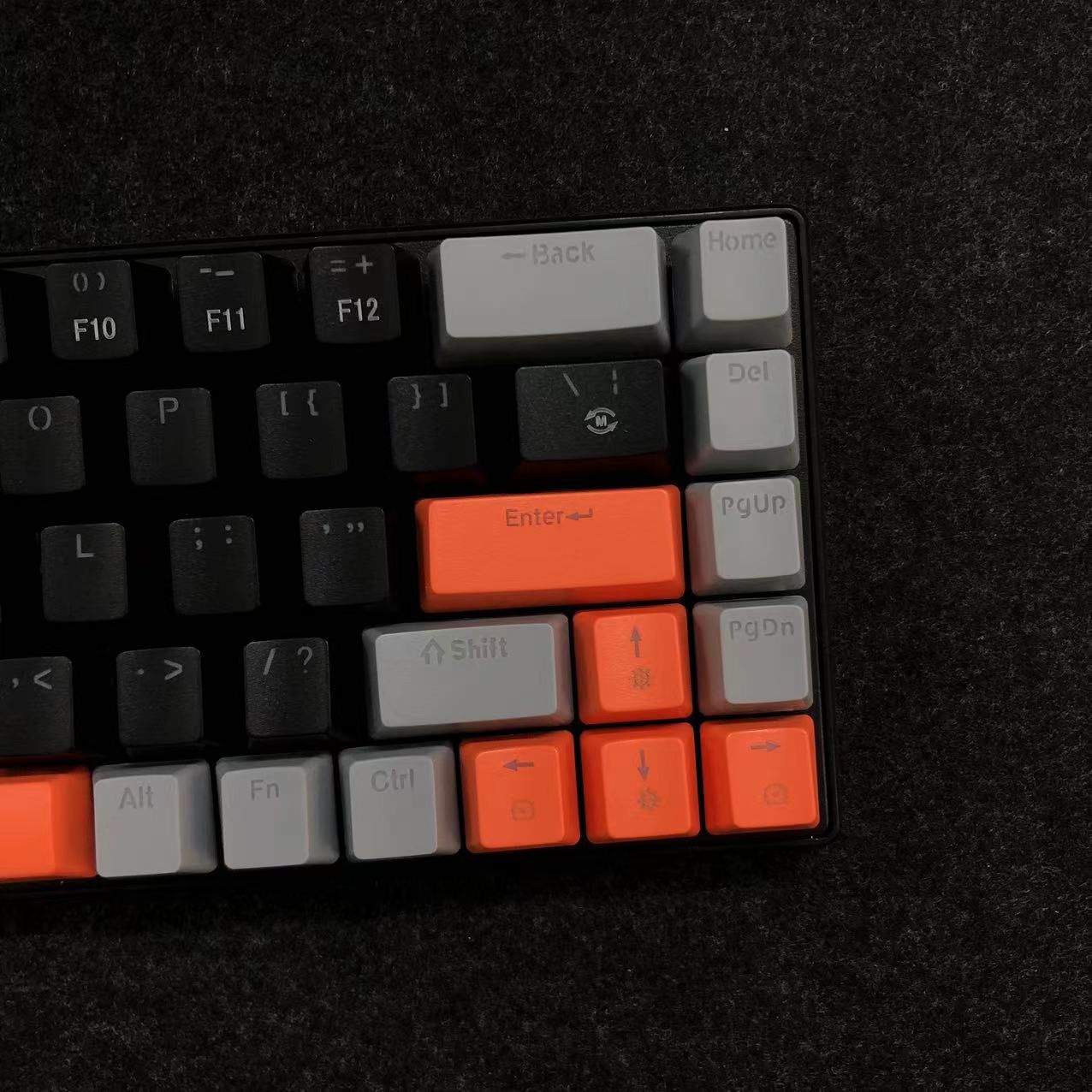 Wireless Mechanical Keyboard for Gaming & Work – Tri-Mode, RGB, Rechargeable