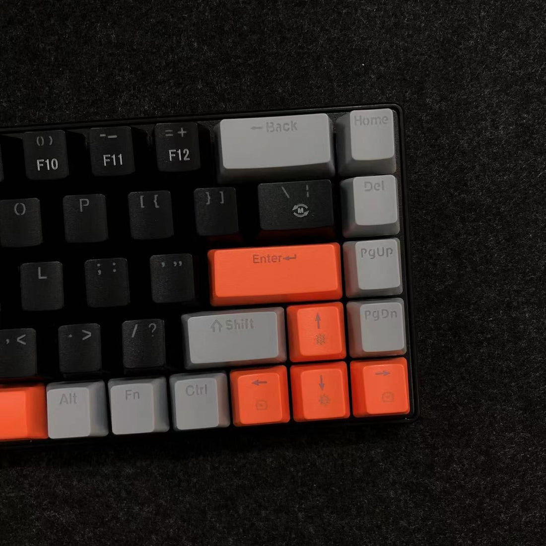 Wireless Mechanical Keyboard for Gaming & Work – Tri-Mode, RGB, Rechargeable